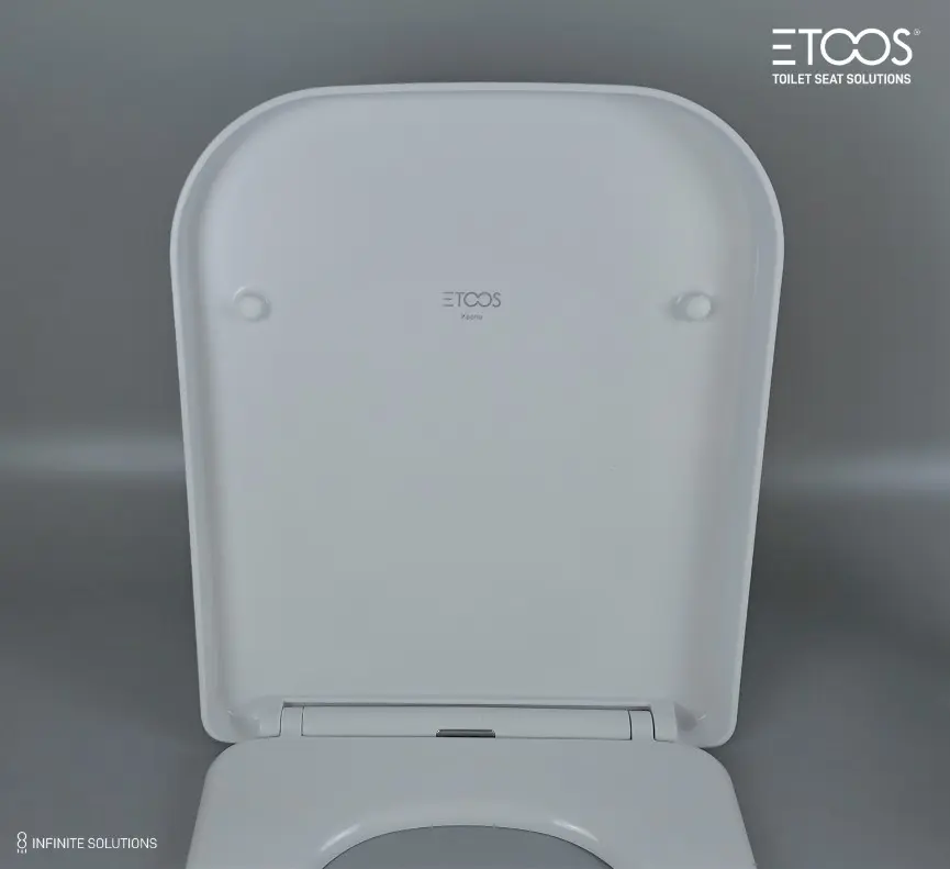 KEONA - Tapa wcabierta con logo.webp